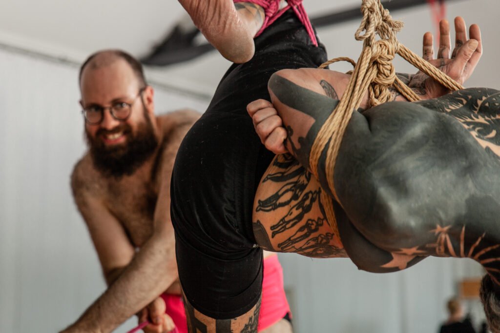 Up in the Air – Lift Off Together