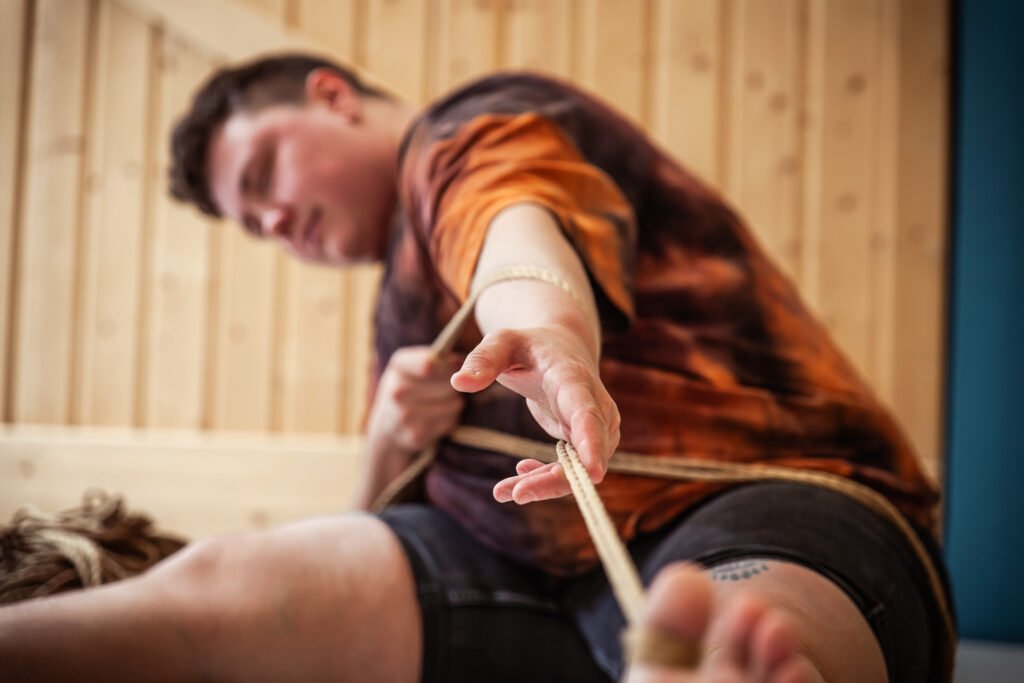 Guided Self-Tying Session