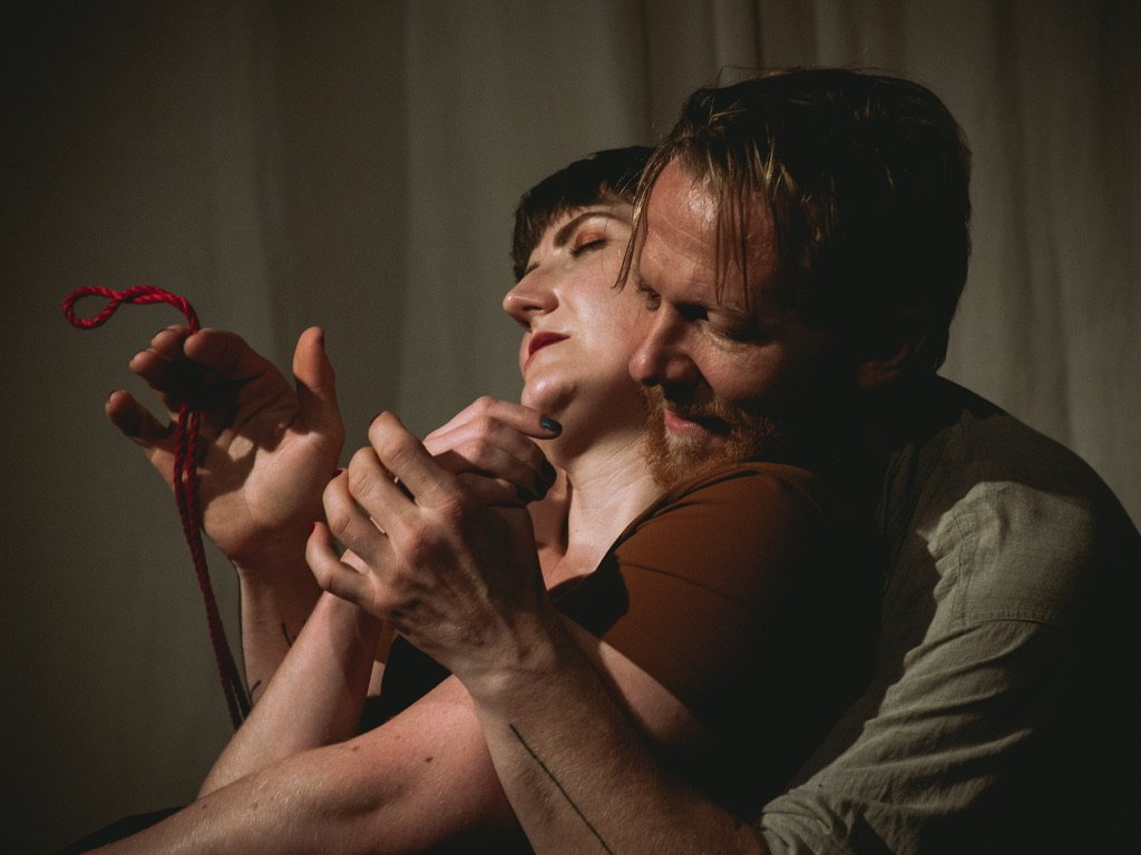 Communicating with Ropes